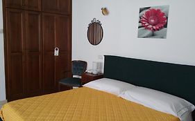 Residence Pirri